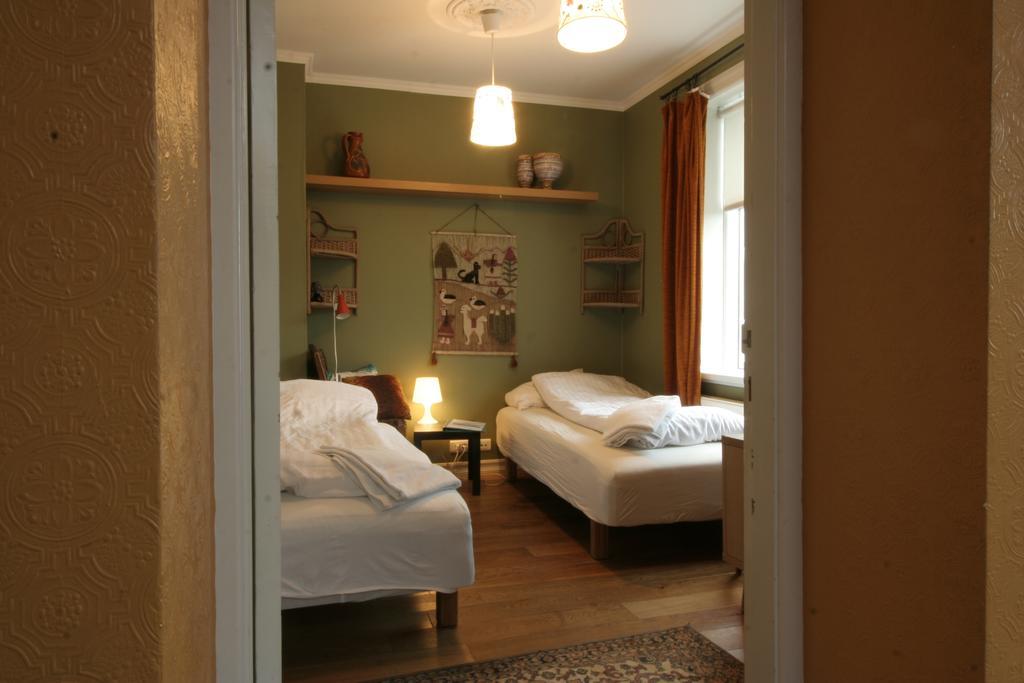 Our House Guesthouse Reykjavík Quarto foto